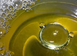 800px-Bubbles_in_antibubble