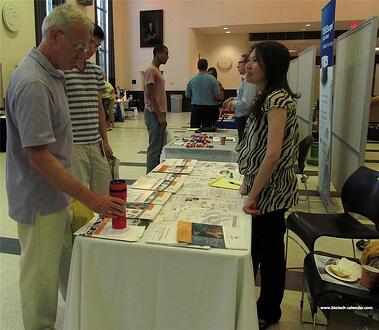 Researchers discover new products at the 2015 BioResearch Product Faire™ Event at UMinn. 