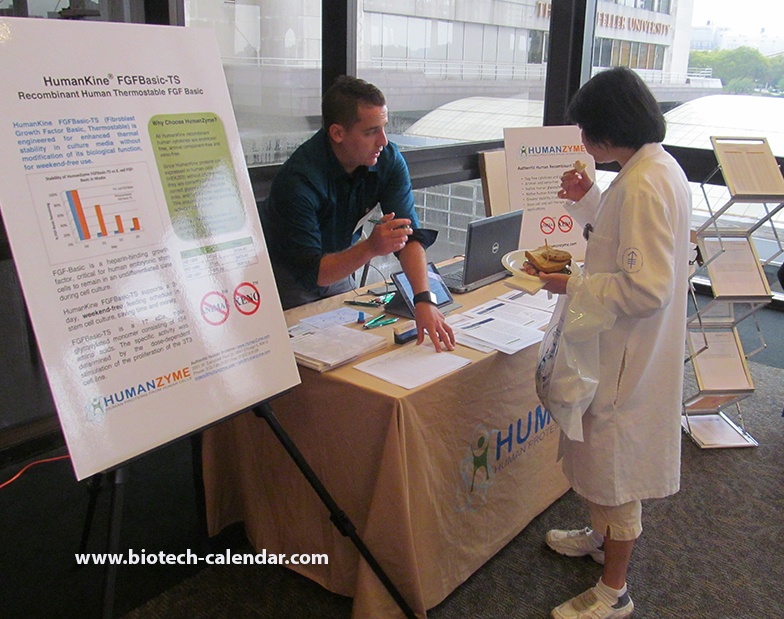 A lab supplier discusses products with a NY researcher at a past BioResearch Product Faire™ Event at Rockefeller University. 